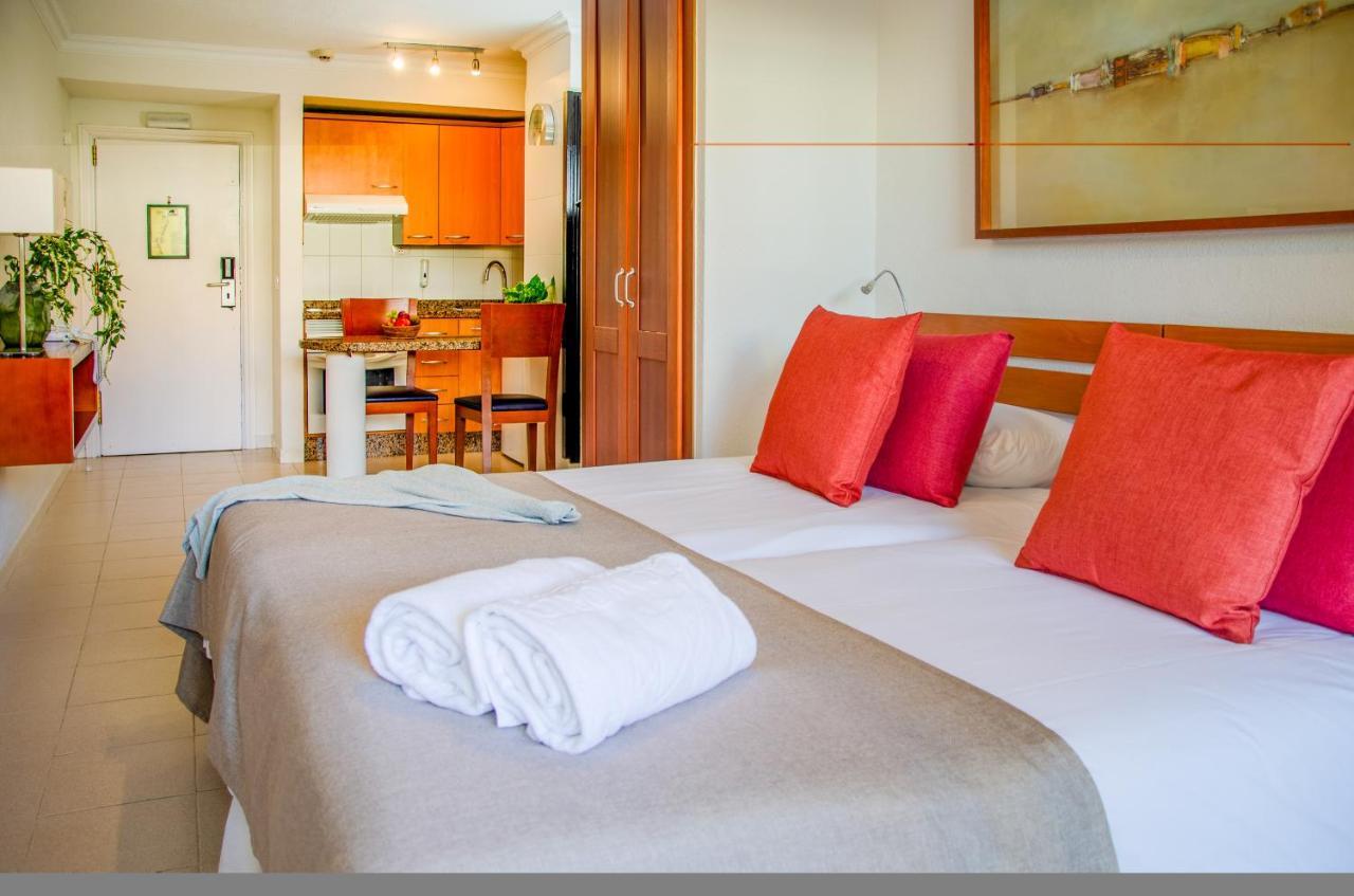 Ramada Residences By Wyndham Costa Adeje Bagian luar foto